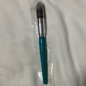 Thrive causemetics- Teal Makeup Brush - Powder/Blending Brush
